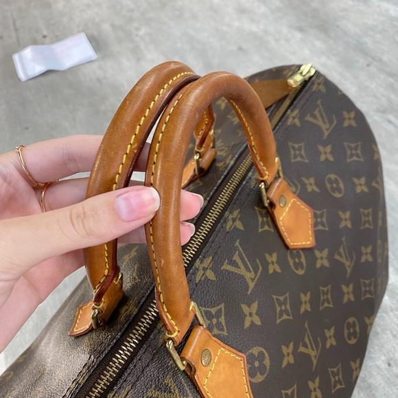 Louis Vuitton Vintage Speedy 35 Monogram Canvas Bag - Picture 6 of 13